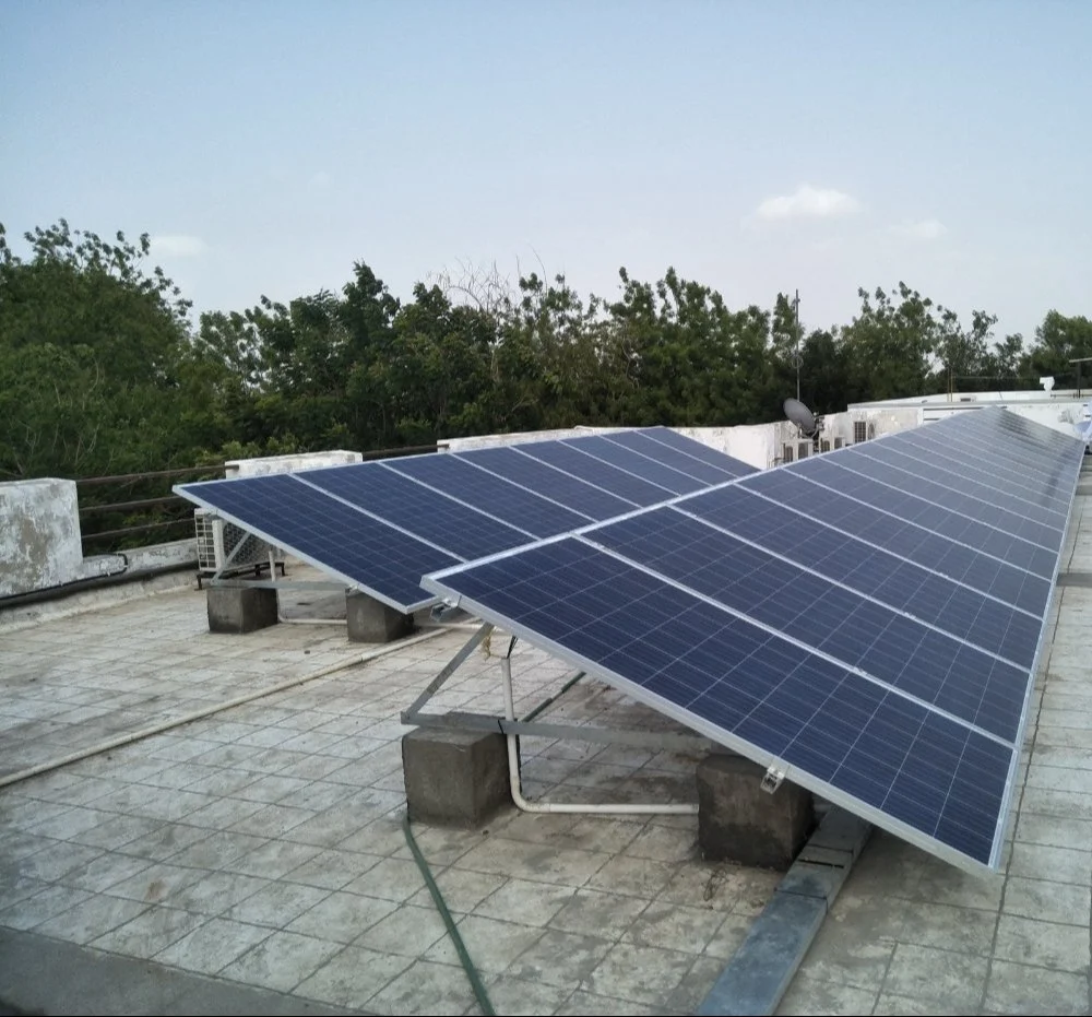 10 kW hybrid solar system with battery backup for a hospital in Gwalior
